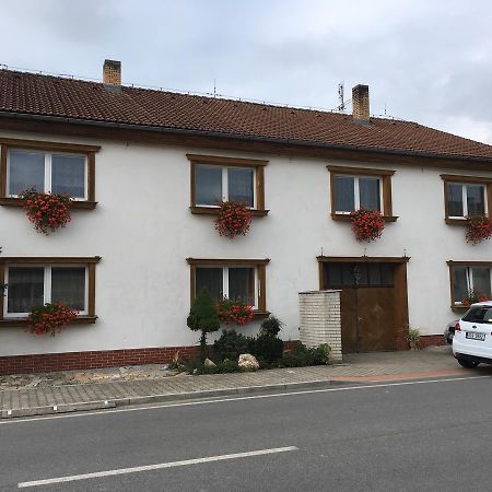Apartman Olesnikアパートメント エクステリア 写真